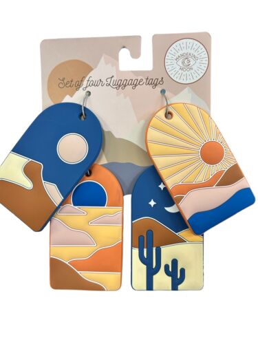 Wandering Moon l 4 pcs Luggage Tags Set l Mountains Views l Circular Rectangular