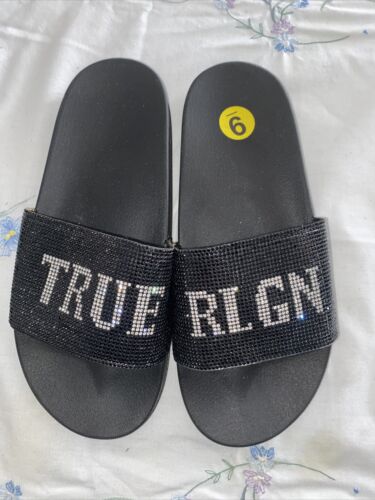 True Religion Meyer  Bling Silver Black Slides Slippers NEW- SIZE 9 WOMEN